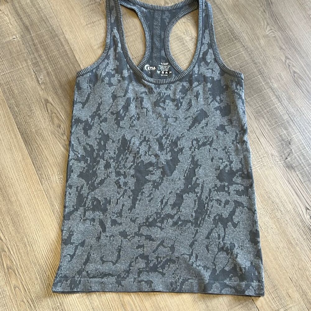 Zyia Active Racerback Tank Top, Gray, Women’s Large, Exercise / Work Out